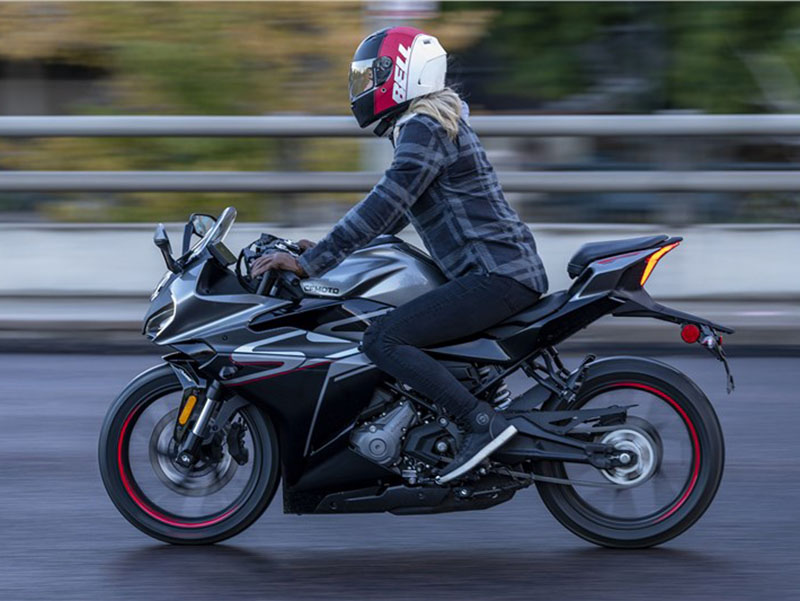 2023 CFMOTO 300SS in San Antonio, Texas - Photo 25