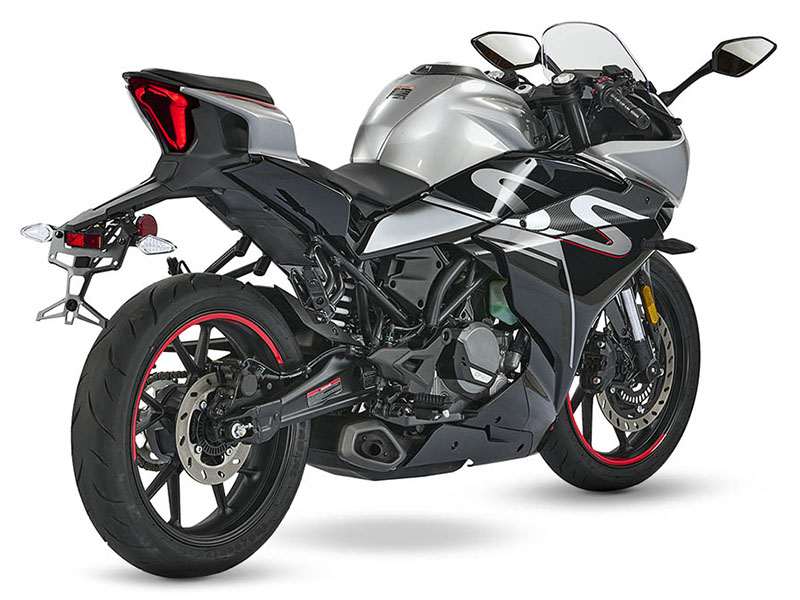 2023 CFMOTO 300SS in San Antonio, Texas - Photo 14