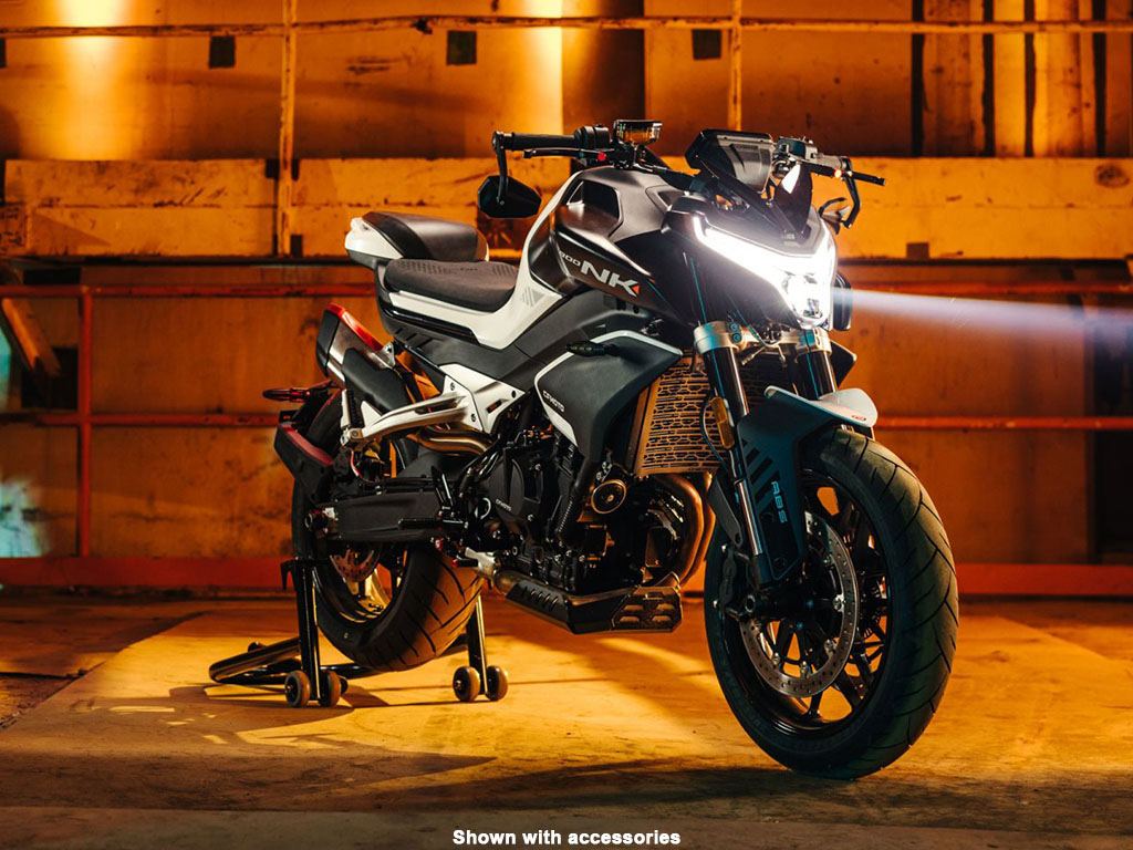 2024 CFMOTO 800NK in Fairview, Utah