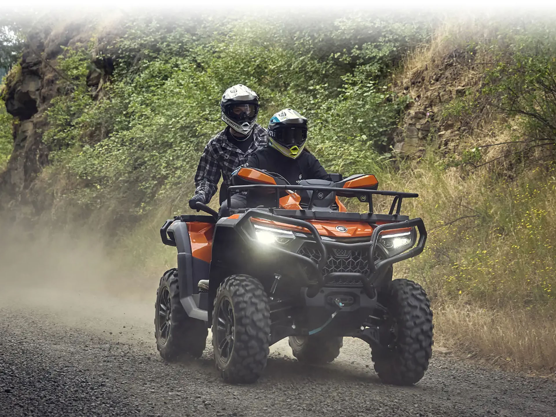 2025 CFMOTO CForce 800 Touring in Lafayette, Indiana - Photo 15