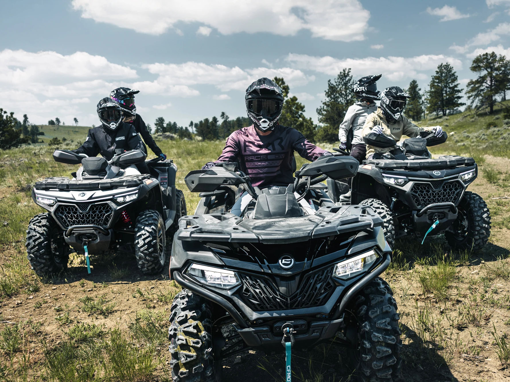 2026 CFMOTO CForce 1000 Touring in Topsham, Maine - Photo 9