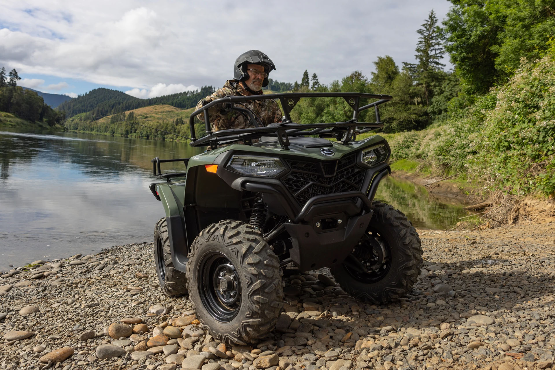 2026 CFMOTO CForce 400 in Columbia, Missouri - Photo 8