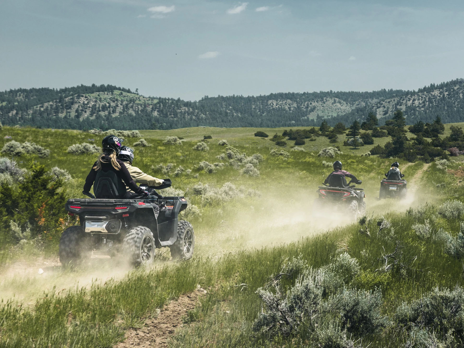 2026 CFMOTO CForce 800 Touring in Topsham, Maine - Photo 4