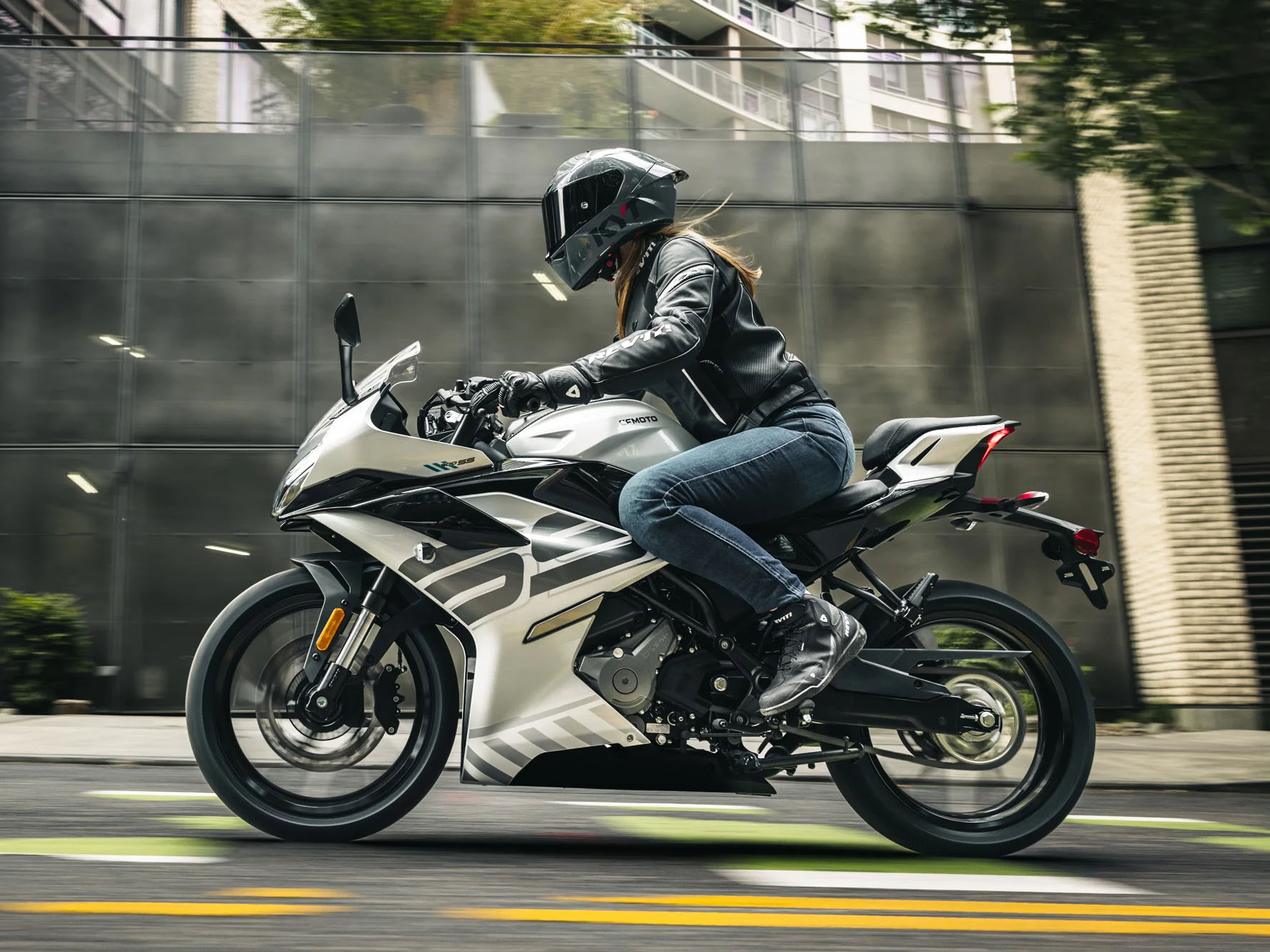 2026 CFMOTO 300SS in Topsham, Maine - Photo 6
