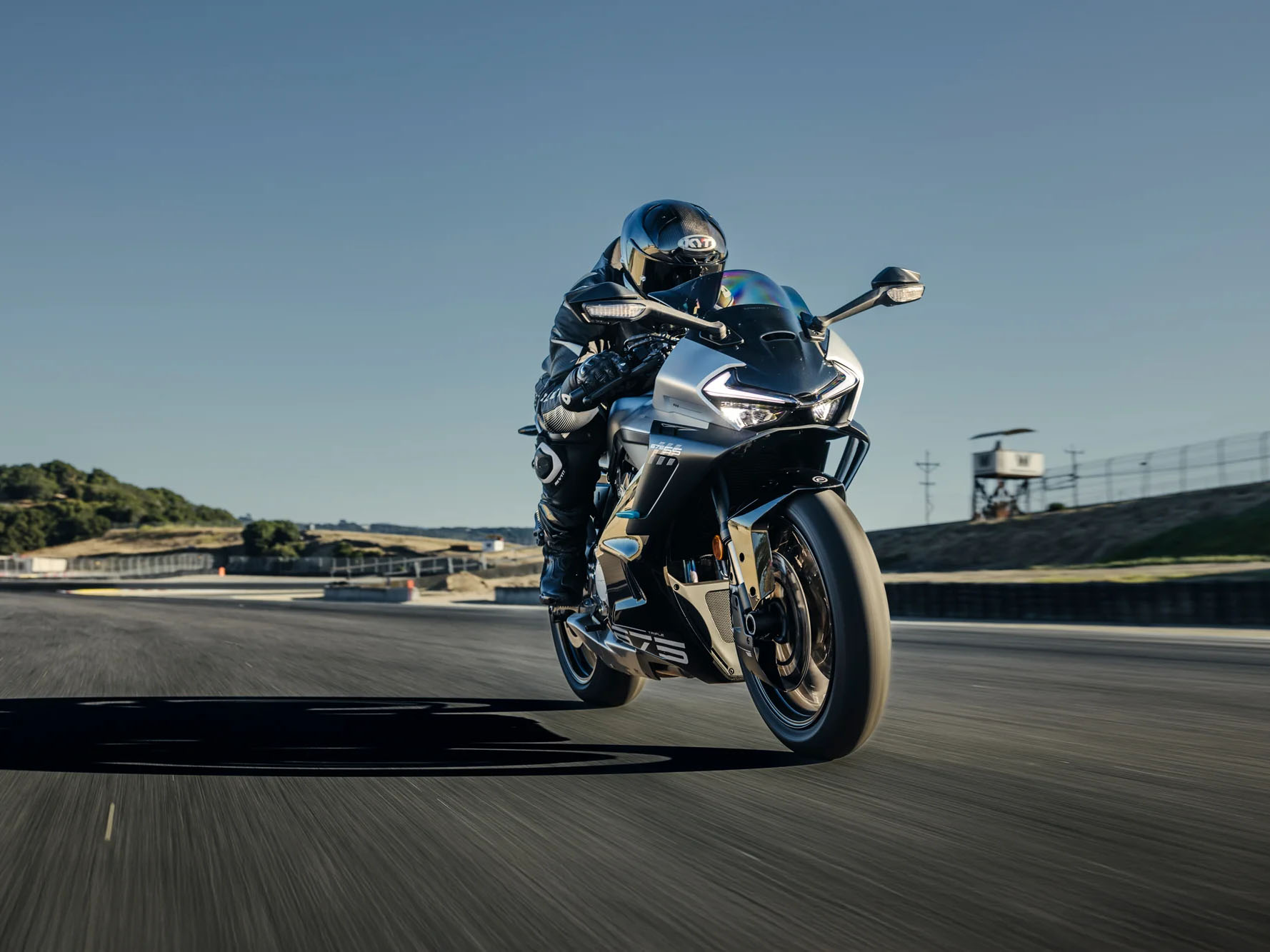 2026 CFMOTO 675SS in Topsham, Maine - Photo 4