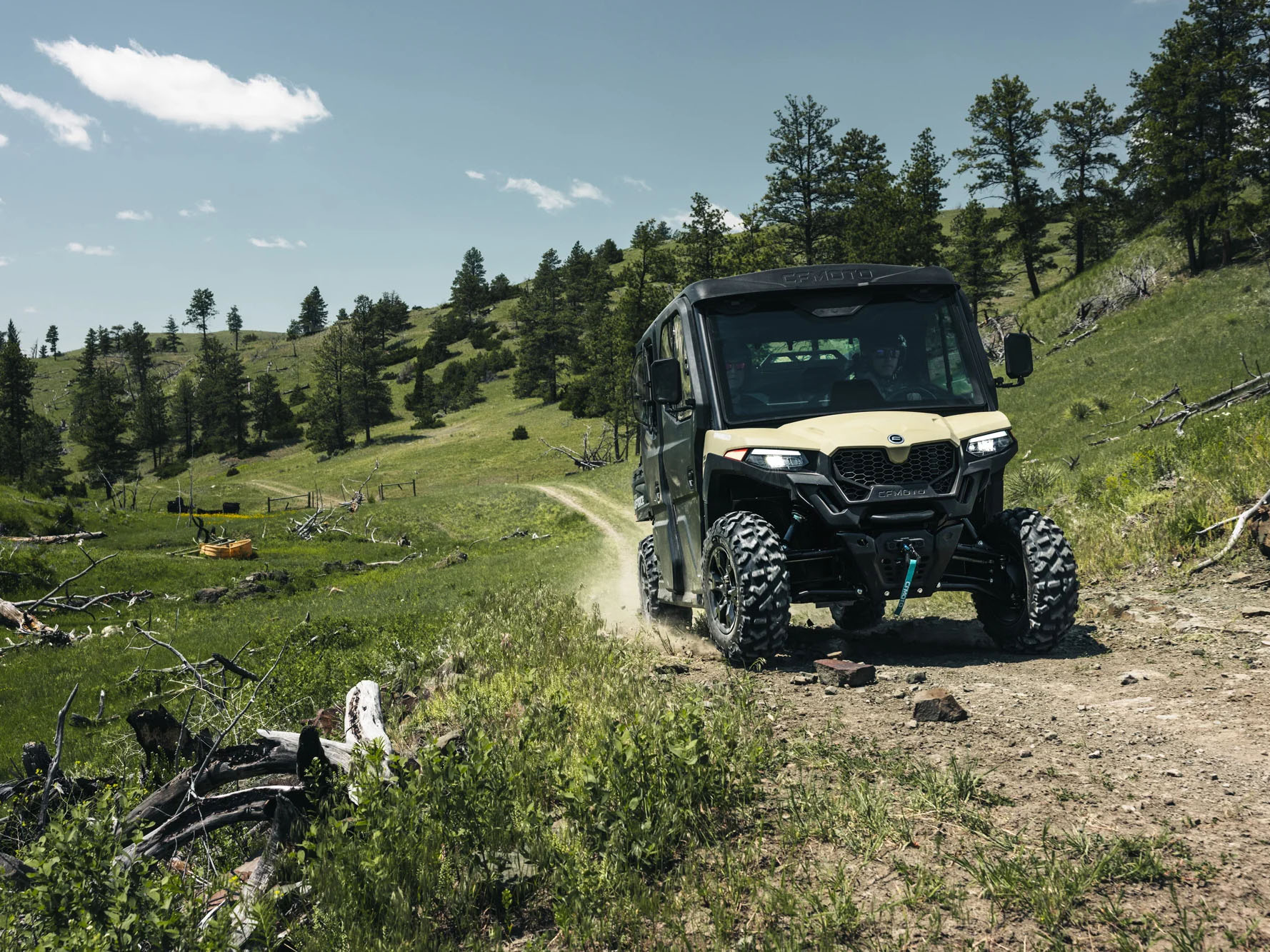 2026 CFMOTO UForce 800 XL in Topsham, Maine - Photo 6
