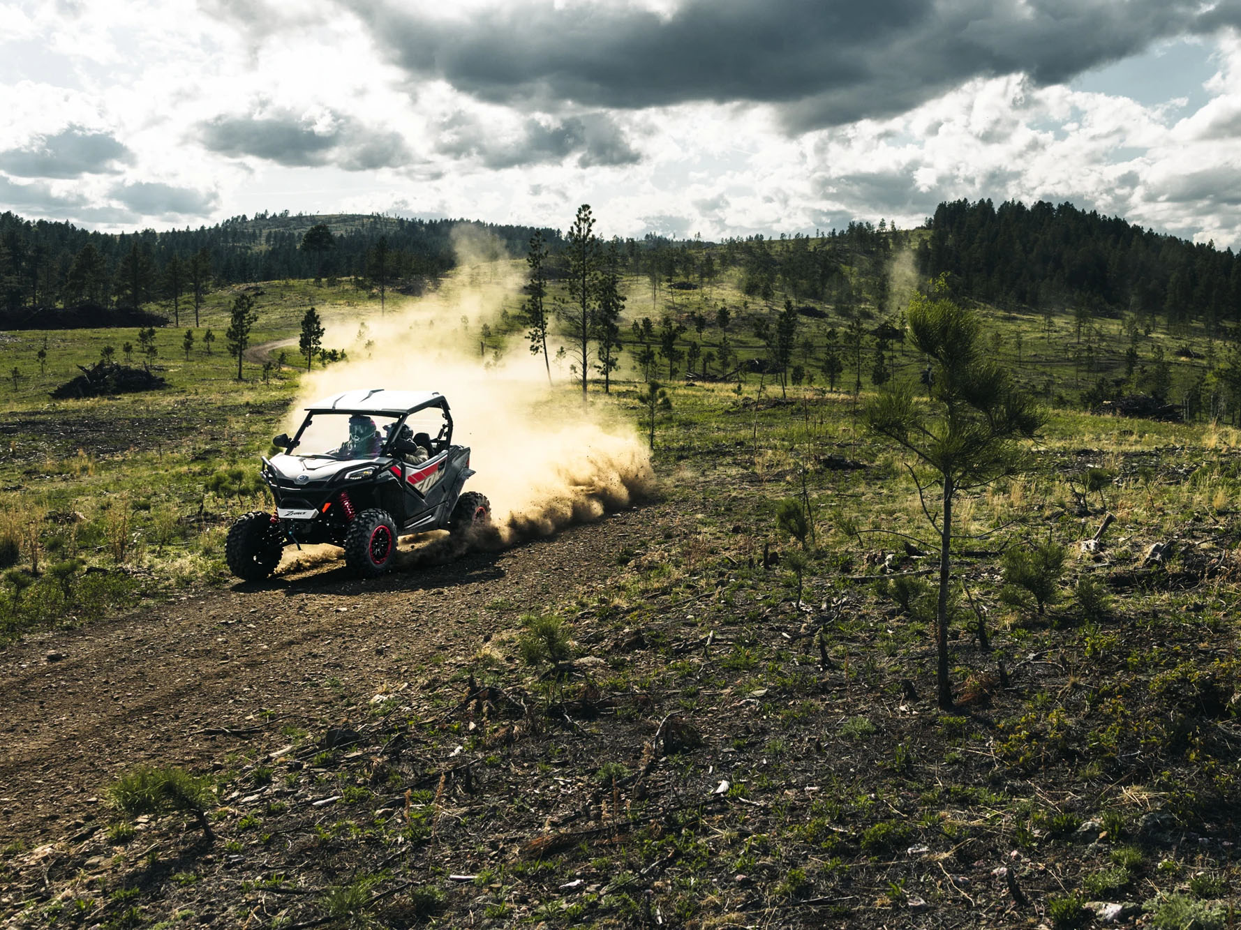 2026 CFMOTO ZForce 950 Sport in Topsham, Maine - Photo 5