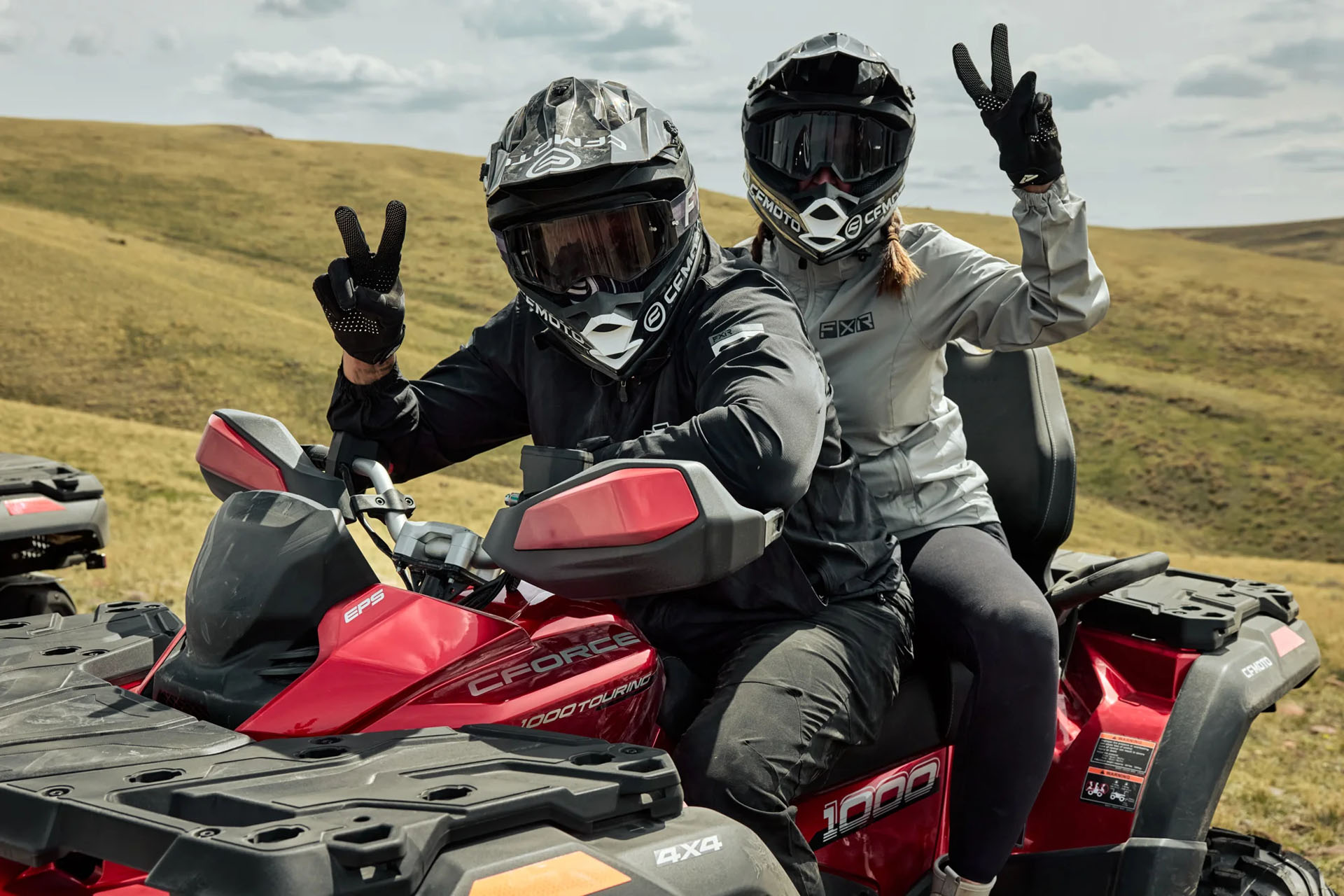 2027  CFORCE 1000 Touring 7