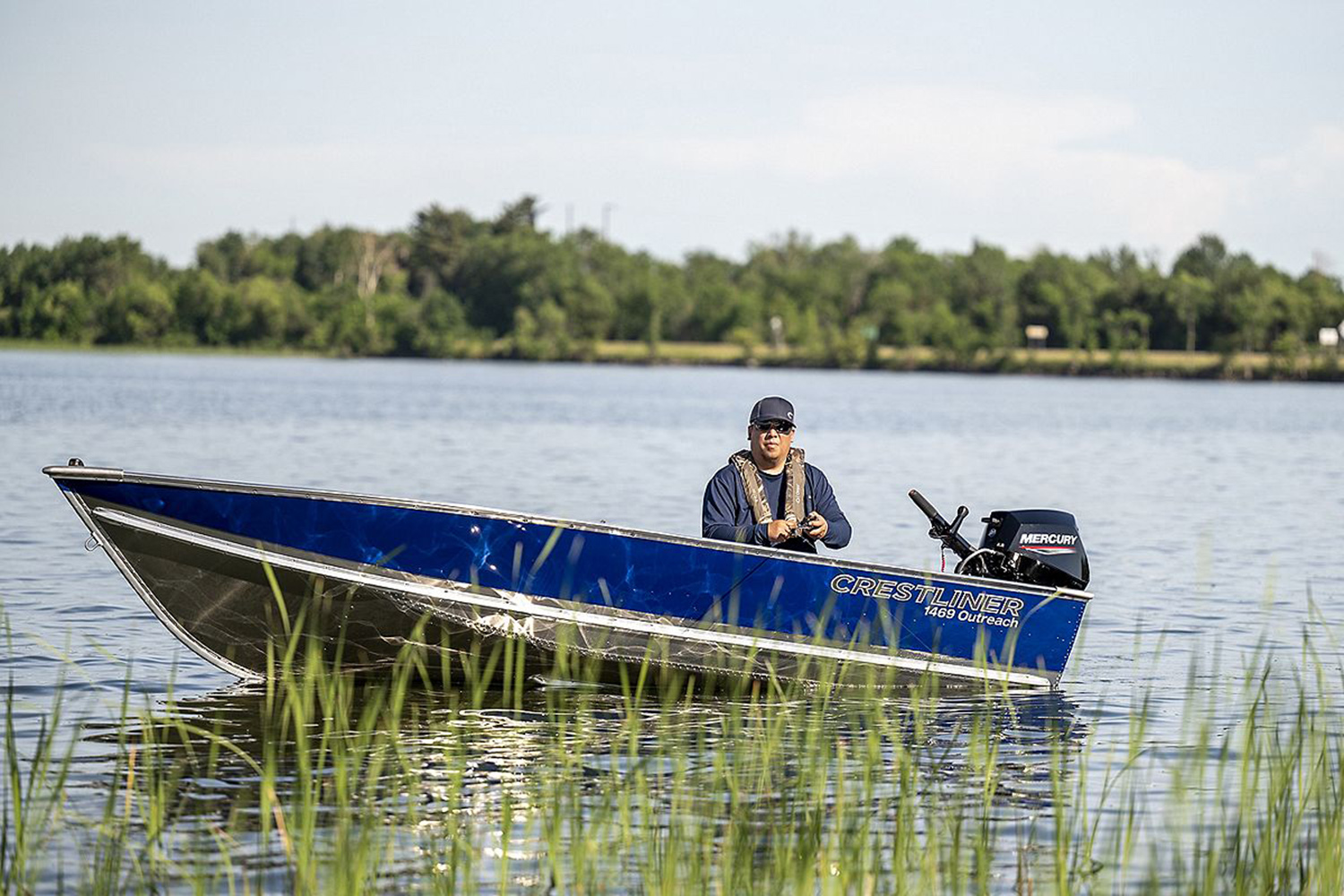 New 2025 Crestliner 1469 Outreach | Power Boats Outboard in