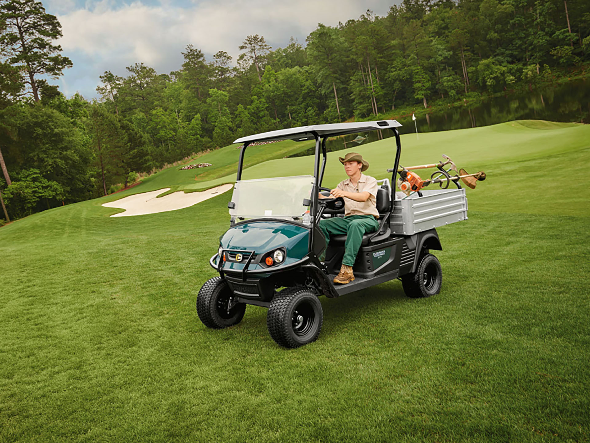 2024 Cushman Hauler 1200X EFI Gas in Laconia, New Hampshire - Photo 4