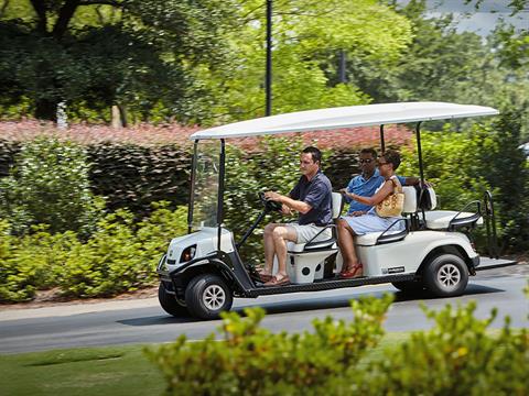 2024 Cushman Shuttle 6 EFI Gas in Laconia, New Hampshire - Photo 4