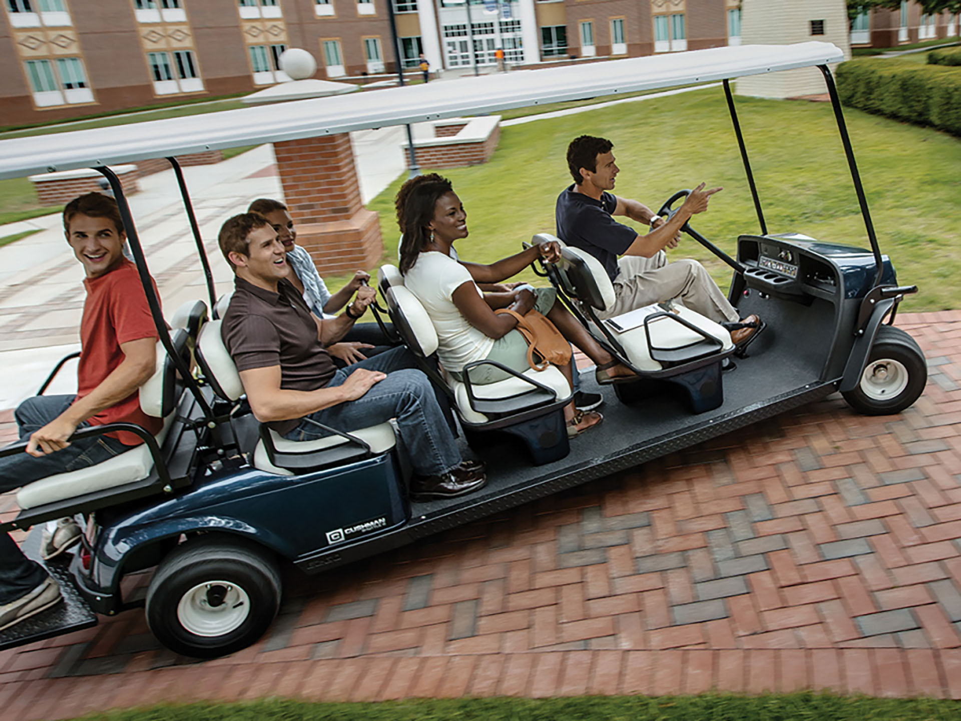 2024 Cushman Shuttle 8 ELiTE Lithium Electric in Laconia, New Hampshire - Photo 3