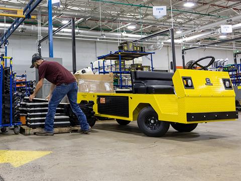 2024 Cushman Titan XD 48V 2-Passenger Electric in Laconia, New Hampshire - Photo 5