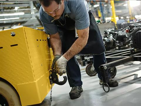 2024 Cushman Tug 8K AC Electric in Laconia, New Hampshire - Photo 2