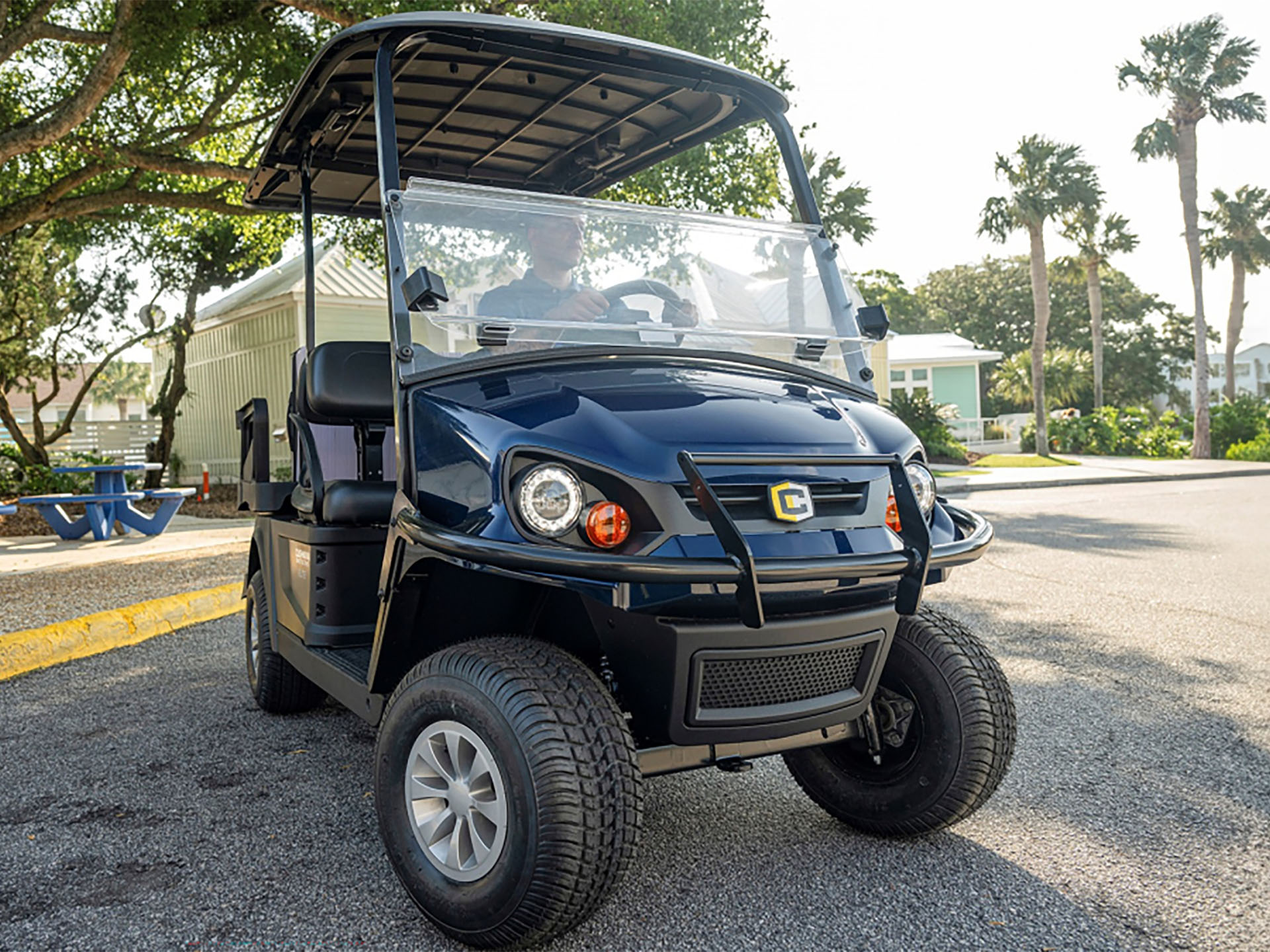 2025 Cushman Shuttle 2+2 ELiTE Lithium in Laconia, New Hampshire - Photo 9