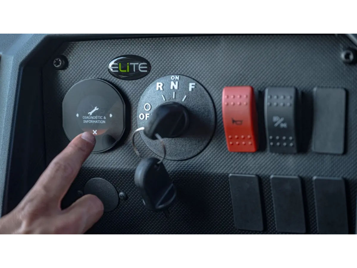 2025 Cushman Shuttle 2+2 ELiTE Lithium in Laconia, New Hampshire - Photo 3