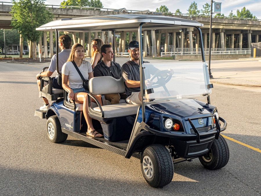 2025 Cushman Shuttle 6 ELiTE Lithium Electric in Laconia, New Hampshire - Photo 8