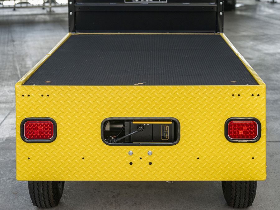 2025 Cushman Titan XD 48V 2-Passenger Electric in Laconia, New Hampshire - Photo 3