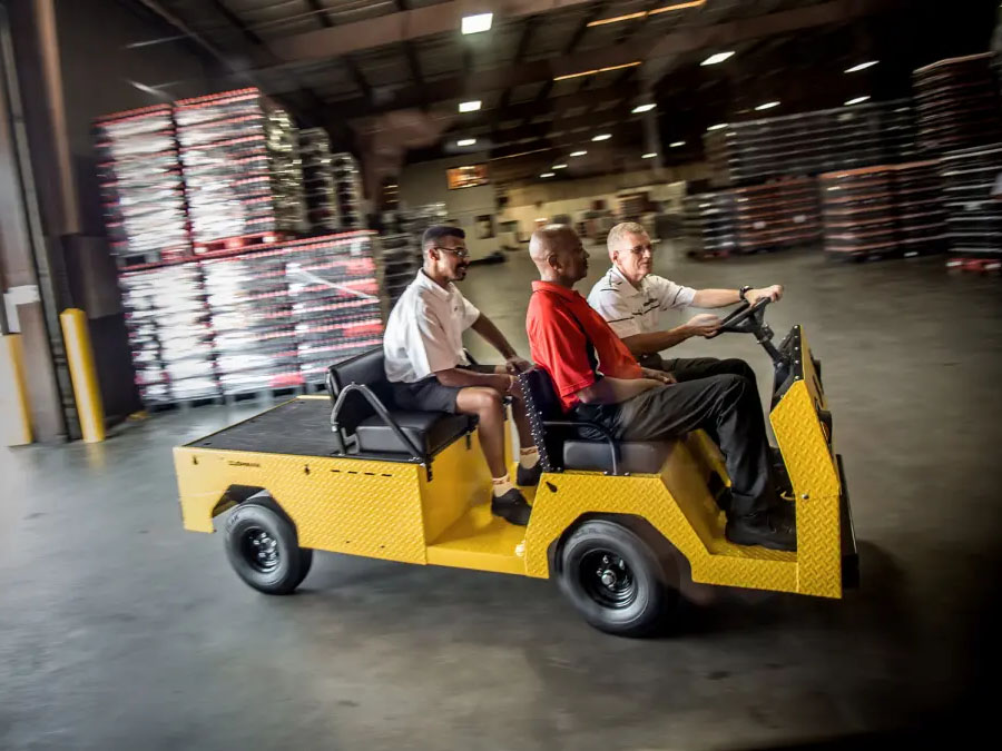 2025 Cushman Titan XD 48V 4-Passenger Electric in Laconia, New Hampshire - Photo 5