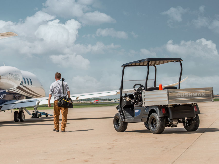 2025 Cushman Hauler 1200 EFI Gas in Laconia, New Hampshire - Photo 9