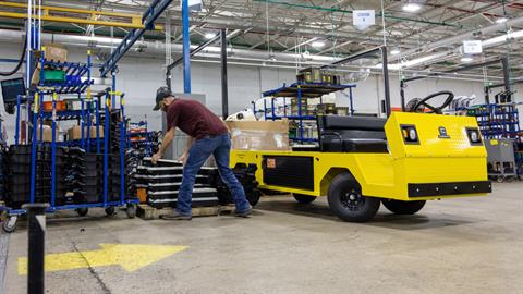 2026 Cushman Titan XD 48V 2-Passenger Electric in Bakersfield, California - Photo 7