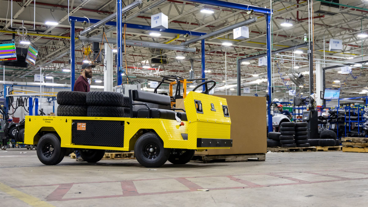 2026 Cushman Titan XD 48V 2-Passenger Electric in Bakersfield, California - Photo 9