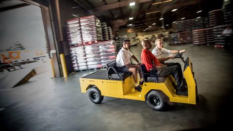 2026 Cushman Titan XD 48V 4-Passenger Electric in Bakersfield, California - Photo 5