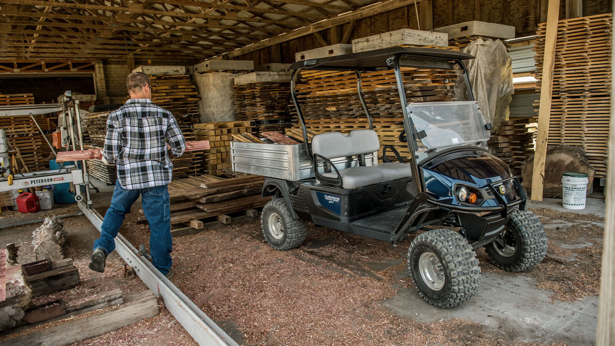 2026 Cushman Hauler photo 2