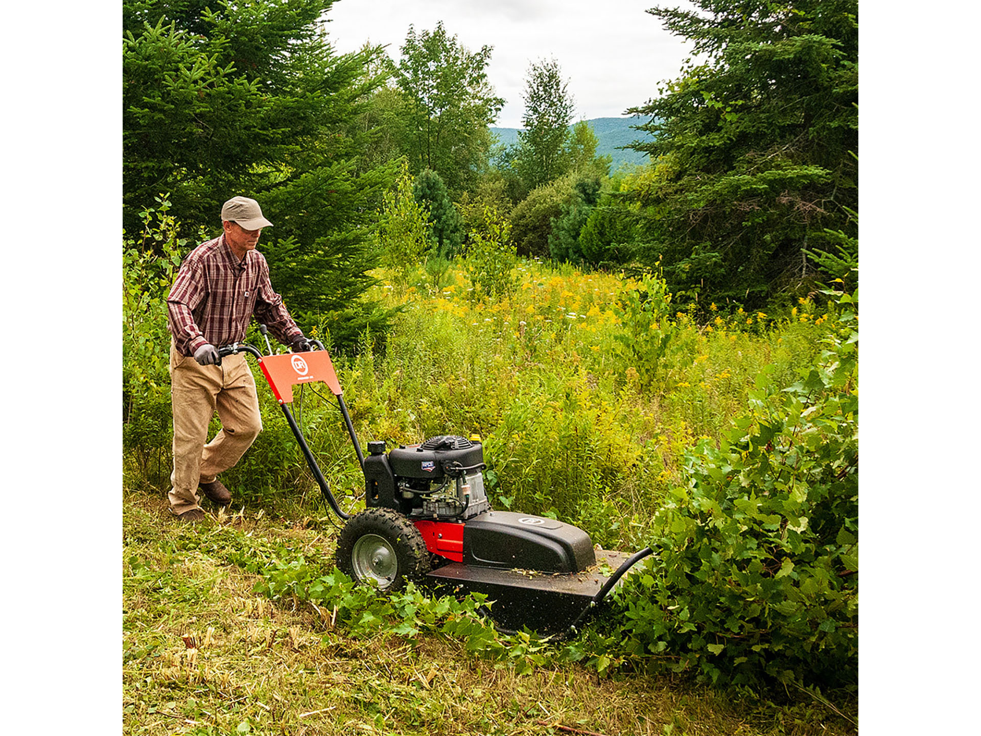 DR Power Equipment PREMIER 26 in. Briggs & Stratton 10.5 hp in Gaylord, Michigan - Photo 7