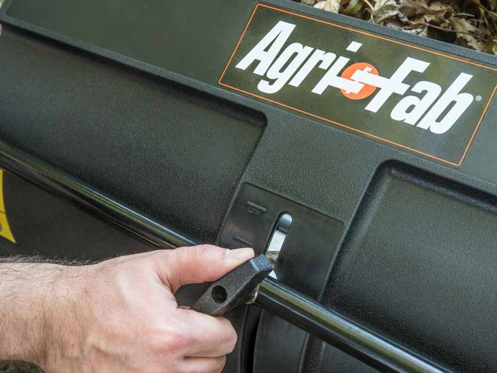 2023 DR Power Equipment Agri-Fab 26 in. Push Lawn Sweeper in Gaylord, Michigan - Photo 4