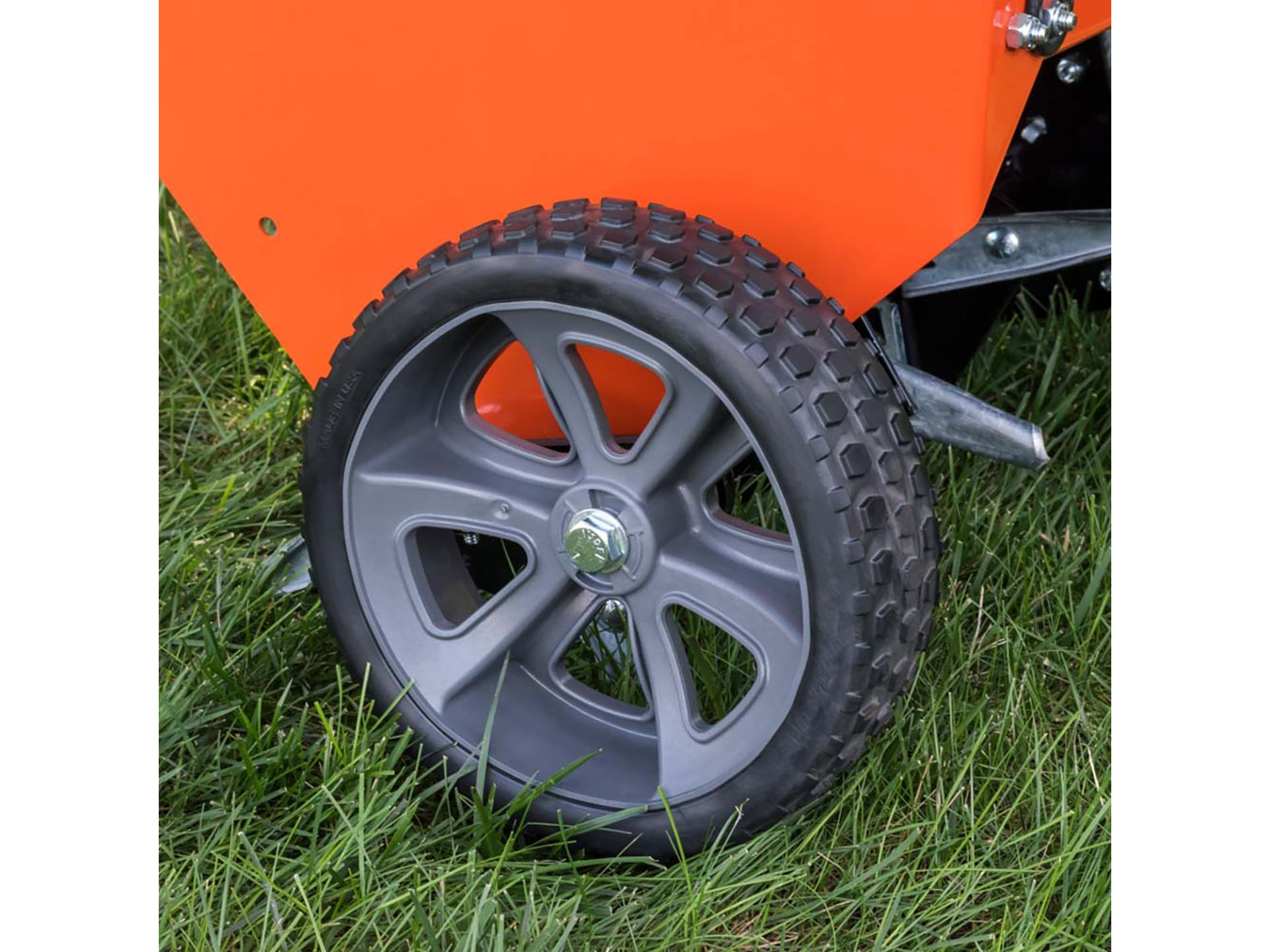 2024 DR Power Equipment Agri-Fab 40 in. Tow Behind Plug Aerator in Gaylord, Michigan - Photo 3
