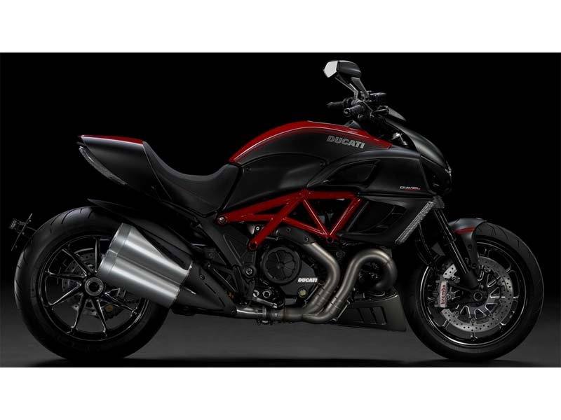 2012 Ducati Diavel Carbon in Portland, Oregon - Photo 24