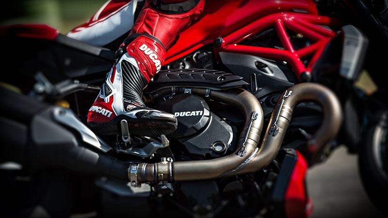 Ducati monster 1200 r 2020 on sale