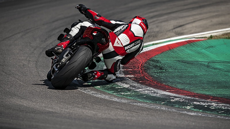 2021 Ducati Streetfighter V4 S in Portland, Oregon - Photo 11