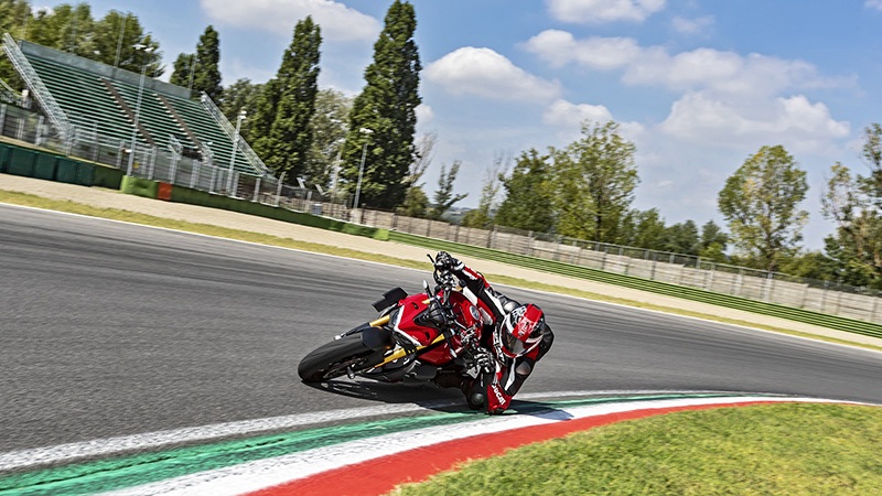 2021 Ducati Streetfighter V4 S in Portland, Oregon - Photo 13