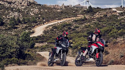 2022 Ducati Multistrada V4 S Travel & Radar in Portland, Oregon - Photo 3