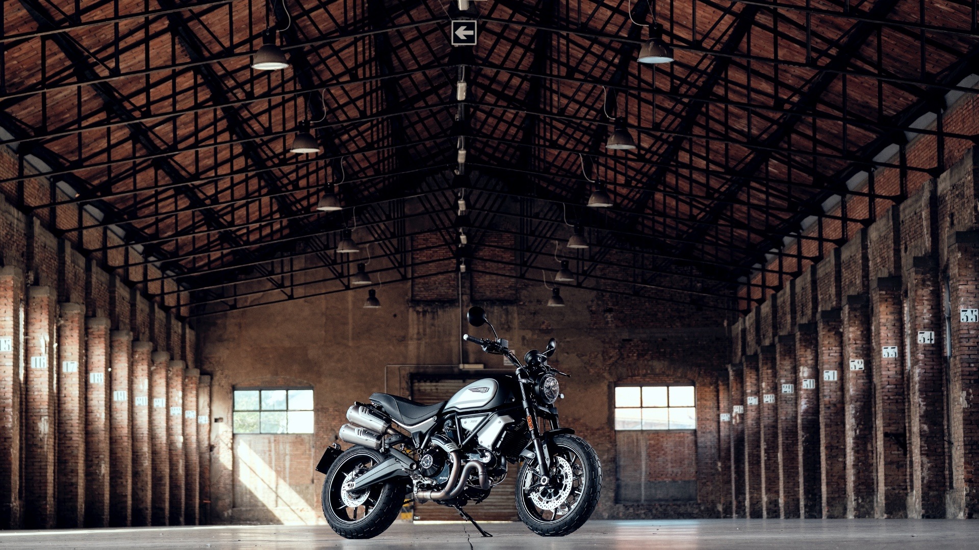 2022 Ducati Scrambler 1100 Dark PRO in Portland, Oregon - Photo 7