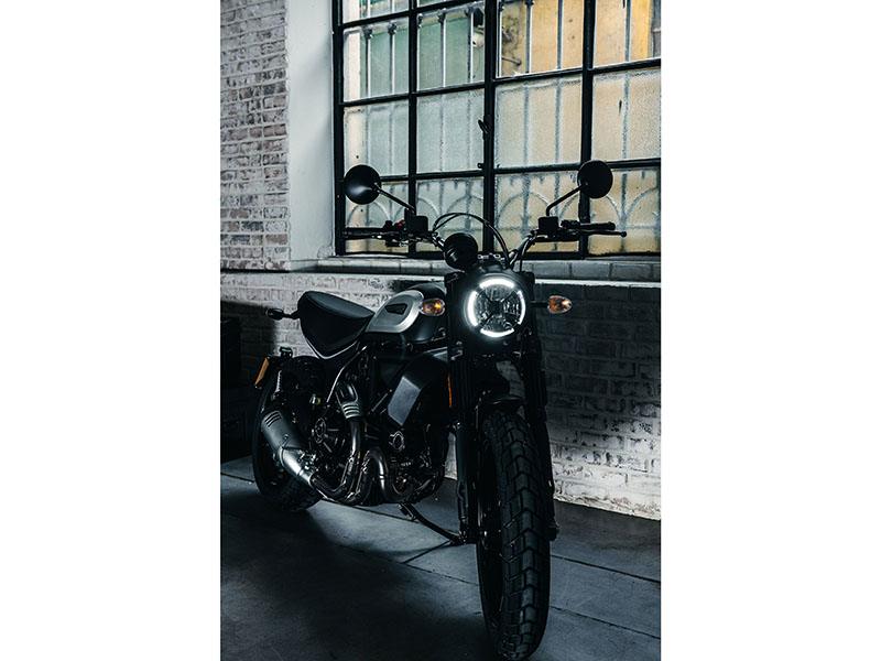 2022 Ducati Scrambler Icon Dark in Fort Myers, Florida - Photo 28