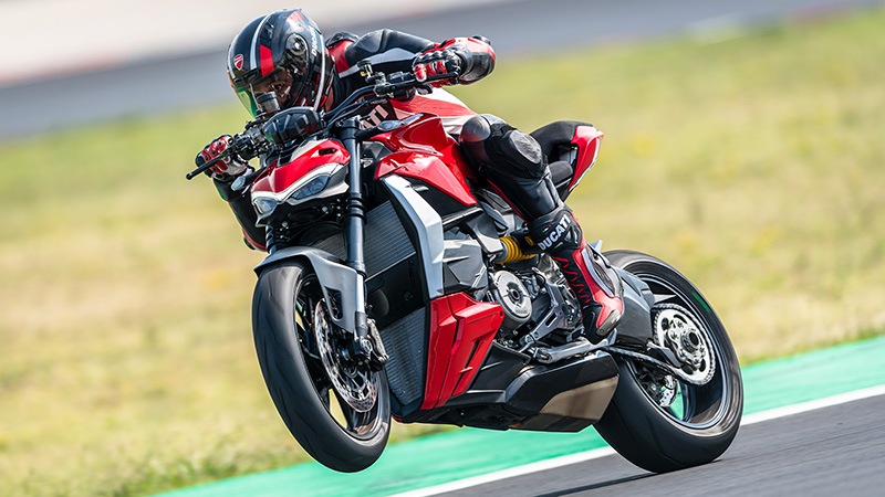 2022 Ducati Streetfighter V2 in Portland, Oregon - Photo 9