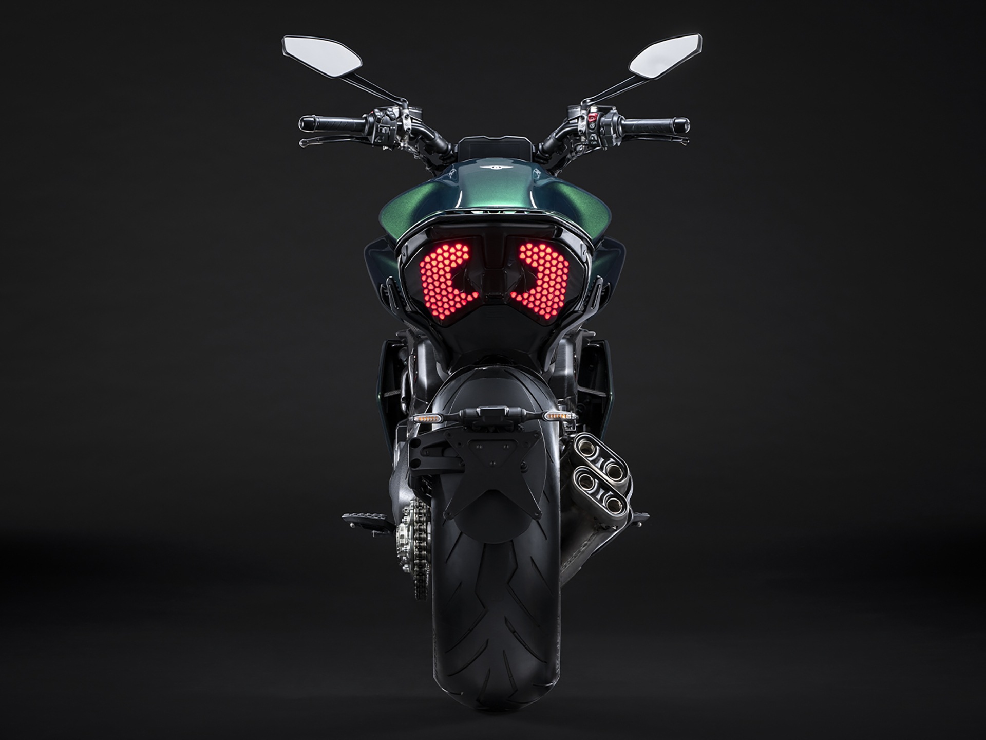 2024 Ducati Diavel For Bentley in Portland, Oregon - Photo 7