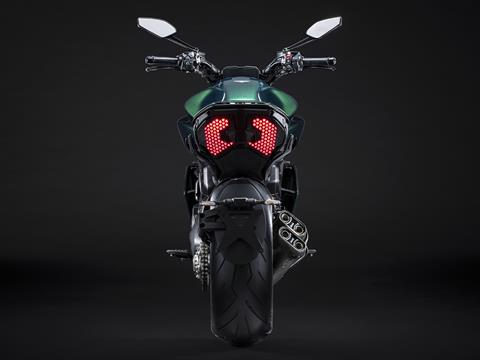 2024 Ducati Diavel For Bentley in Portland, Oregon - Photo 7