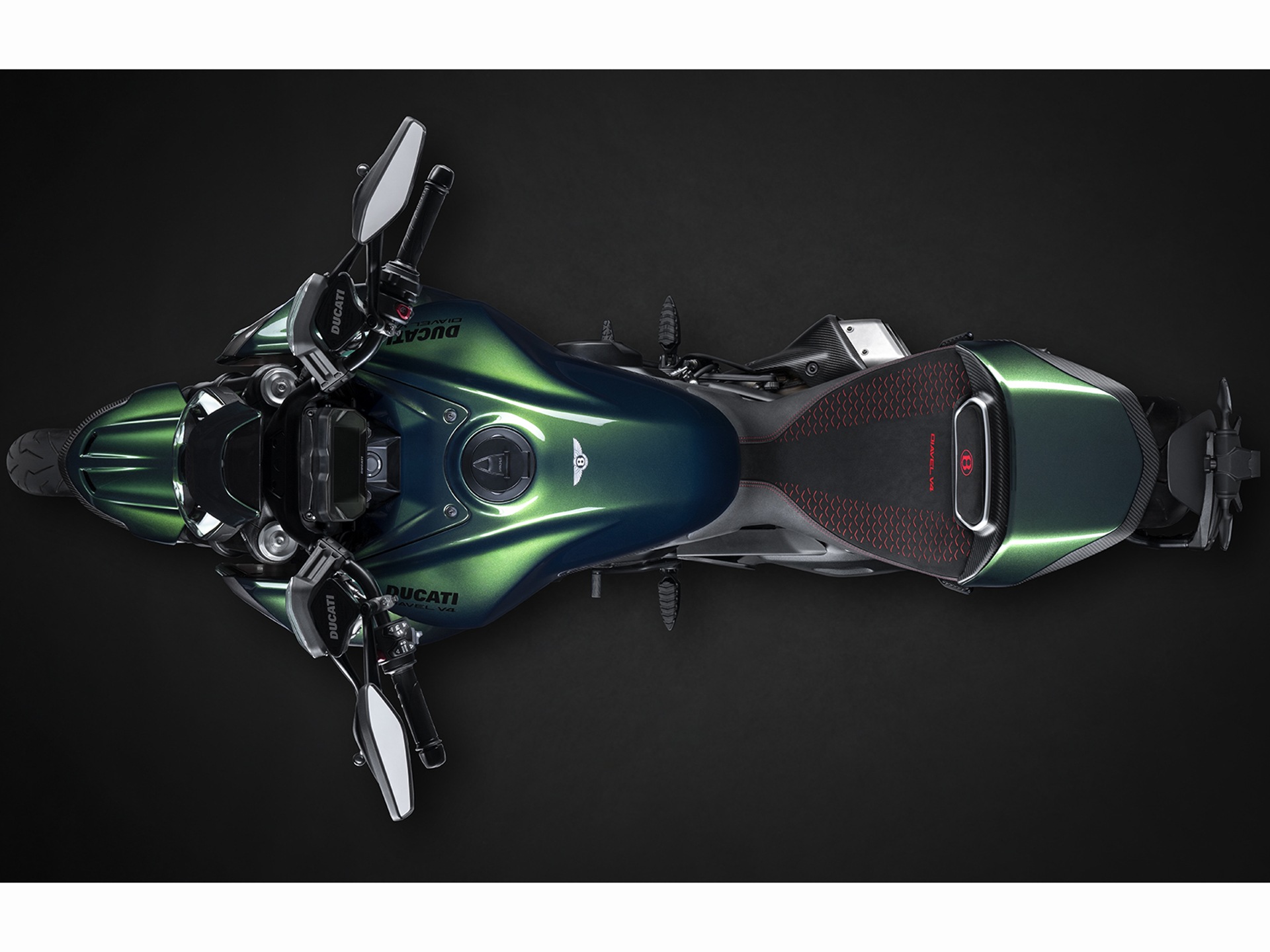 2024 Ducati Diavel For Bentley in Portland, Oregon - Photo 8