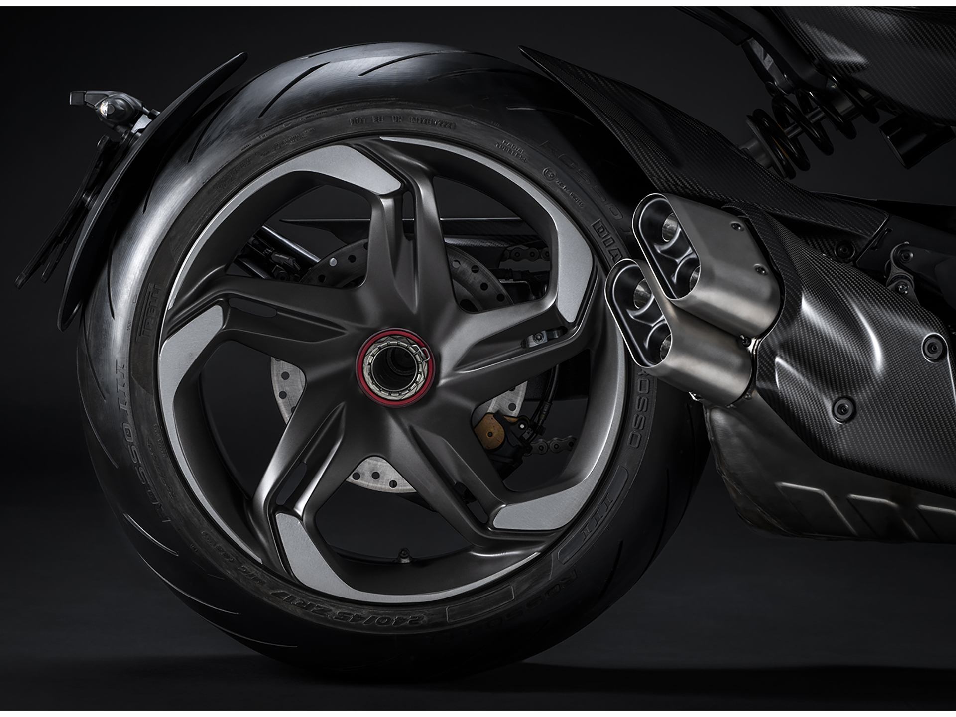 2024 Ducati Diavel For Bentley in Portland, Oregon - Photo 9