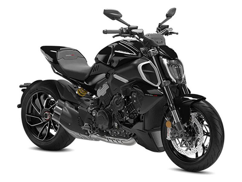 2024 Ducati Diavel V4 in Portland, Oregon - Photo 3