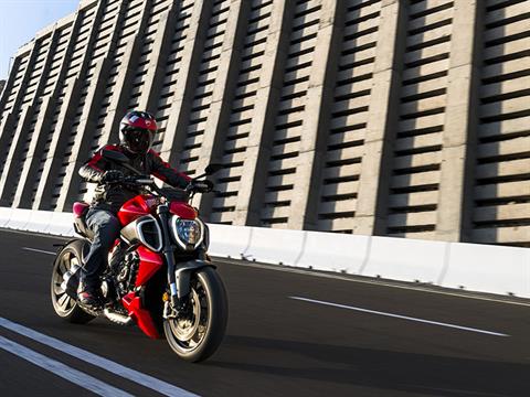 2024 Ducati Diavel V4 in Portland, Oregon - Photo 15