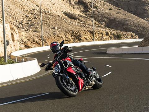2024 Ducati Diavel V4 in Portland, Oregon - Photo 19