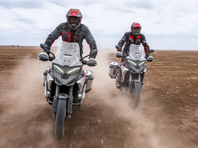 Multistrada 1250 top