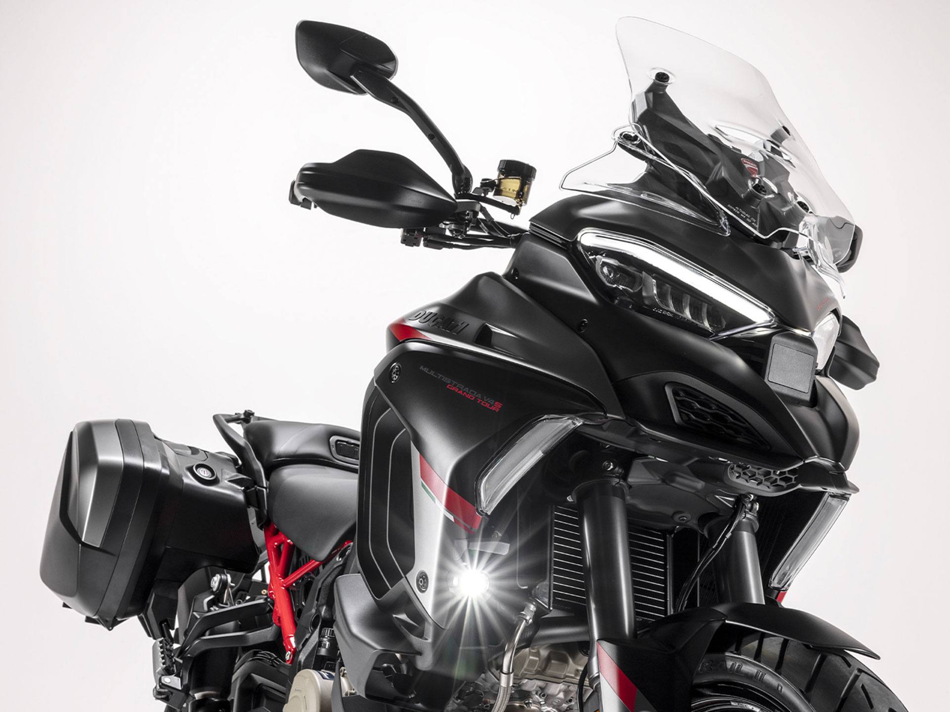 2024 Ducati Multistrada V4 S Grand Tour in Portland, Oregon - Photo 10