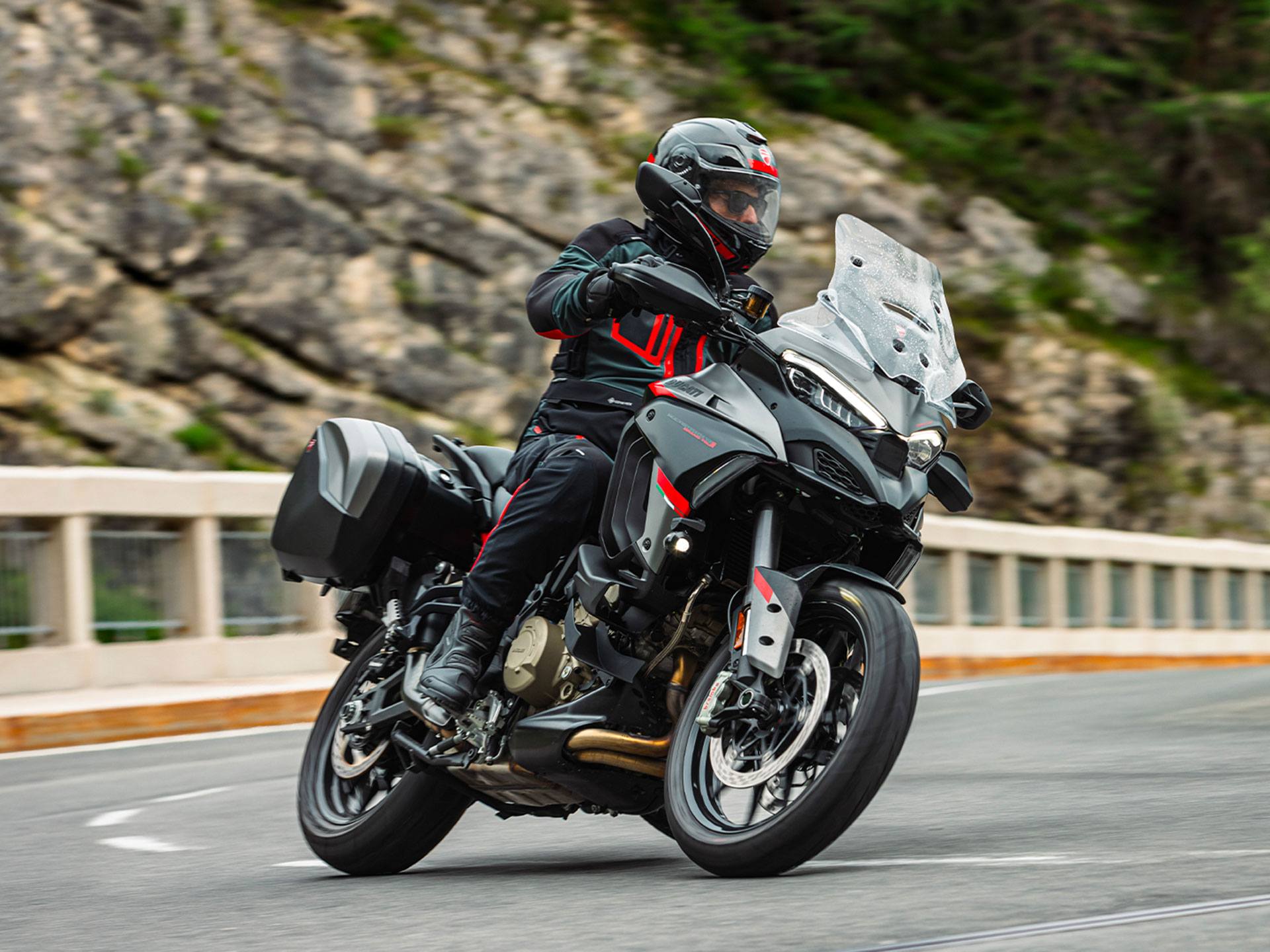 2024 Ducati Multistrada V4 S Grand Tour in Portland, Oregon - Photo 16