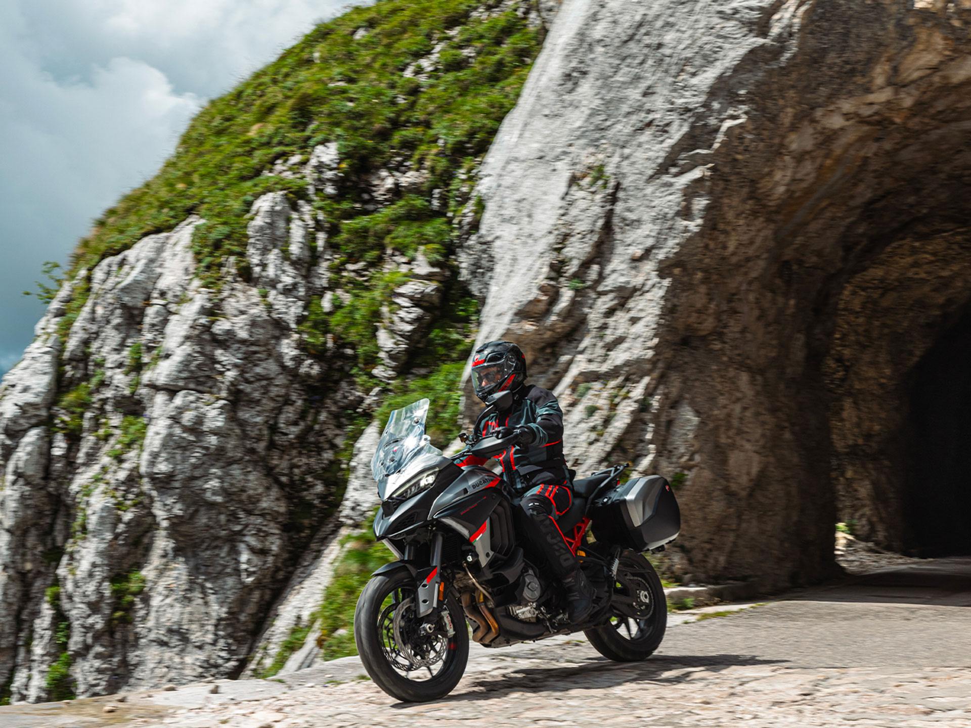 2024 Ducati Multistrada V4 S Grand Tour in Portland, Oregon - Photo 18